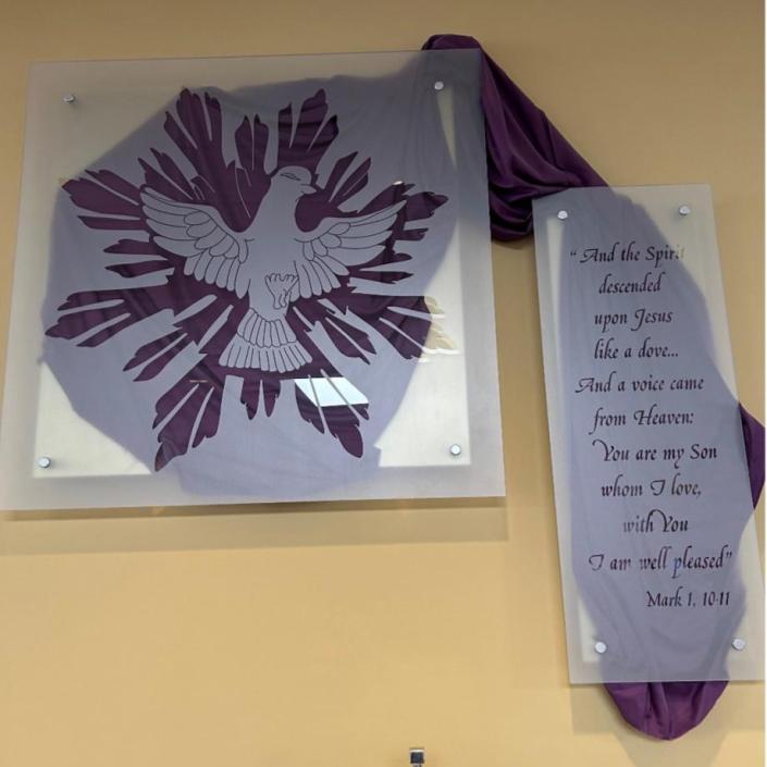 Glass Etching of the Dove Descending